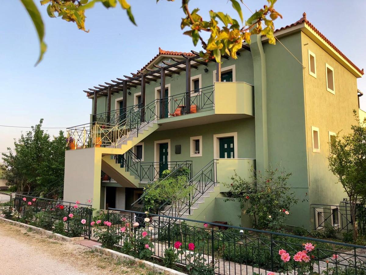Galini Apartments Trapezaki  Esterno foto